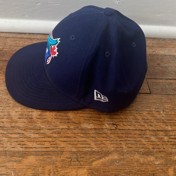 Toronto Blue Jays Hat 7 1/4 - Picture 3 of 3